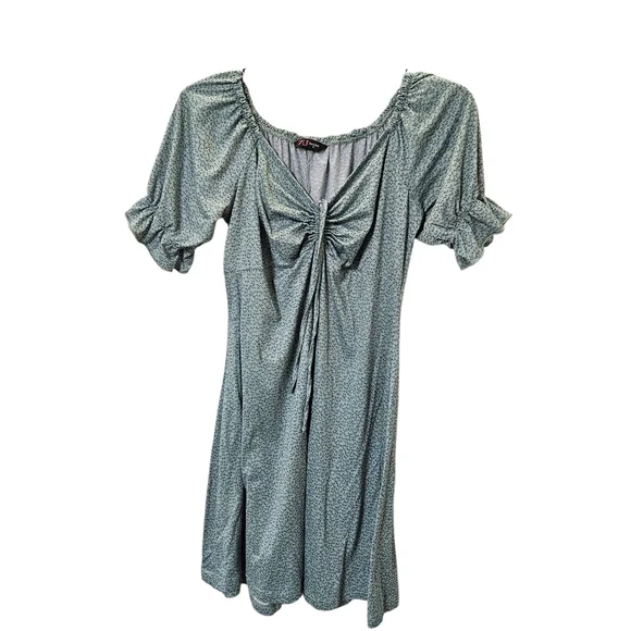 7 Junior Green Short Sleeve Dress with Tie Front Size G - Picture 1 of 13